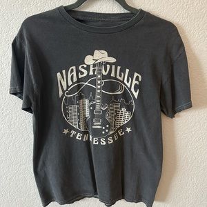 Nashville oversized dark gray women’s tee-shirt